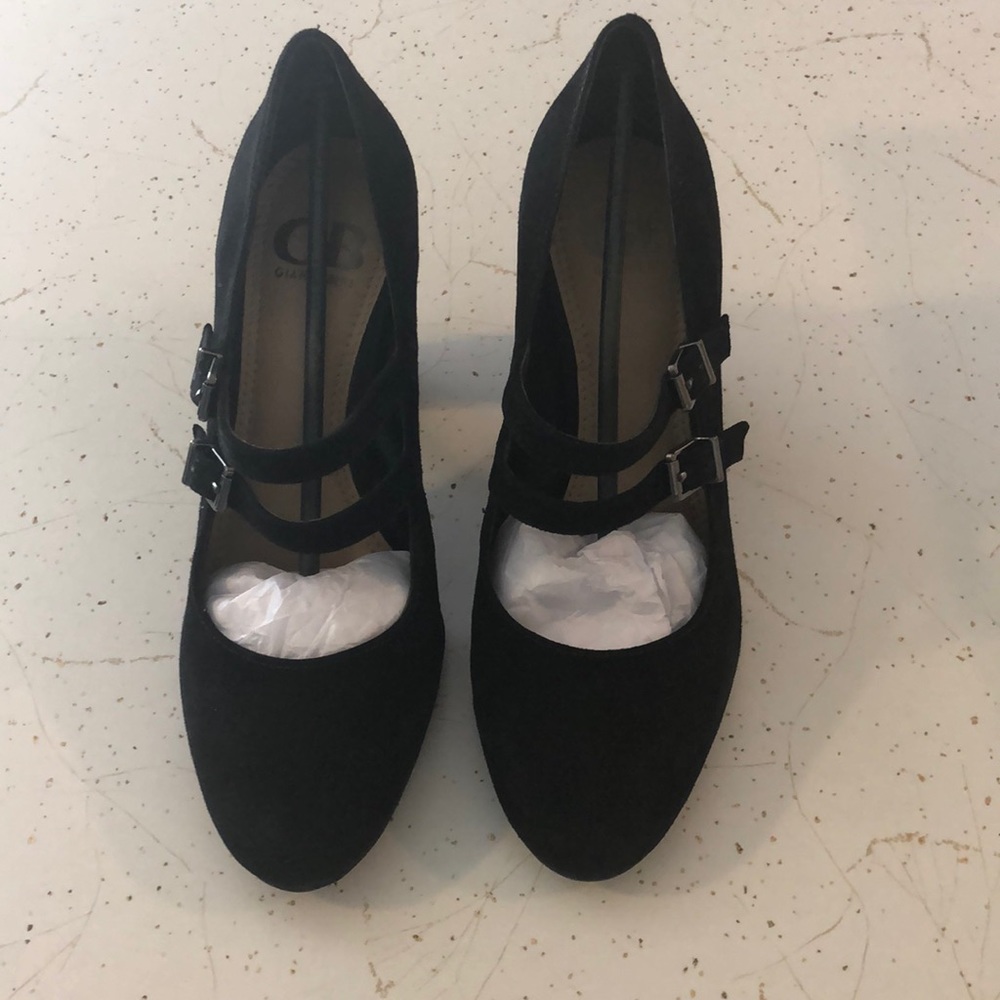 7.5 GIANNI BINI BLACK HEELS